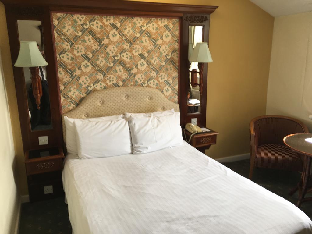 The Rutland Arms Hotel Newmarket  Eksteriør billede