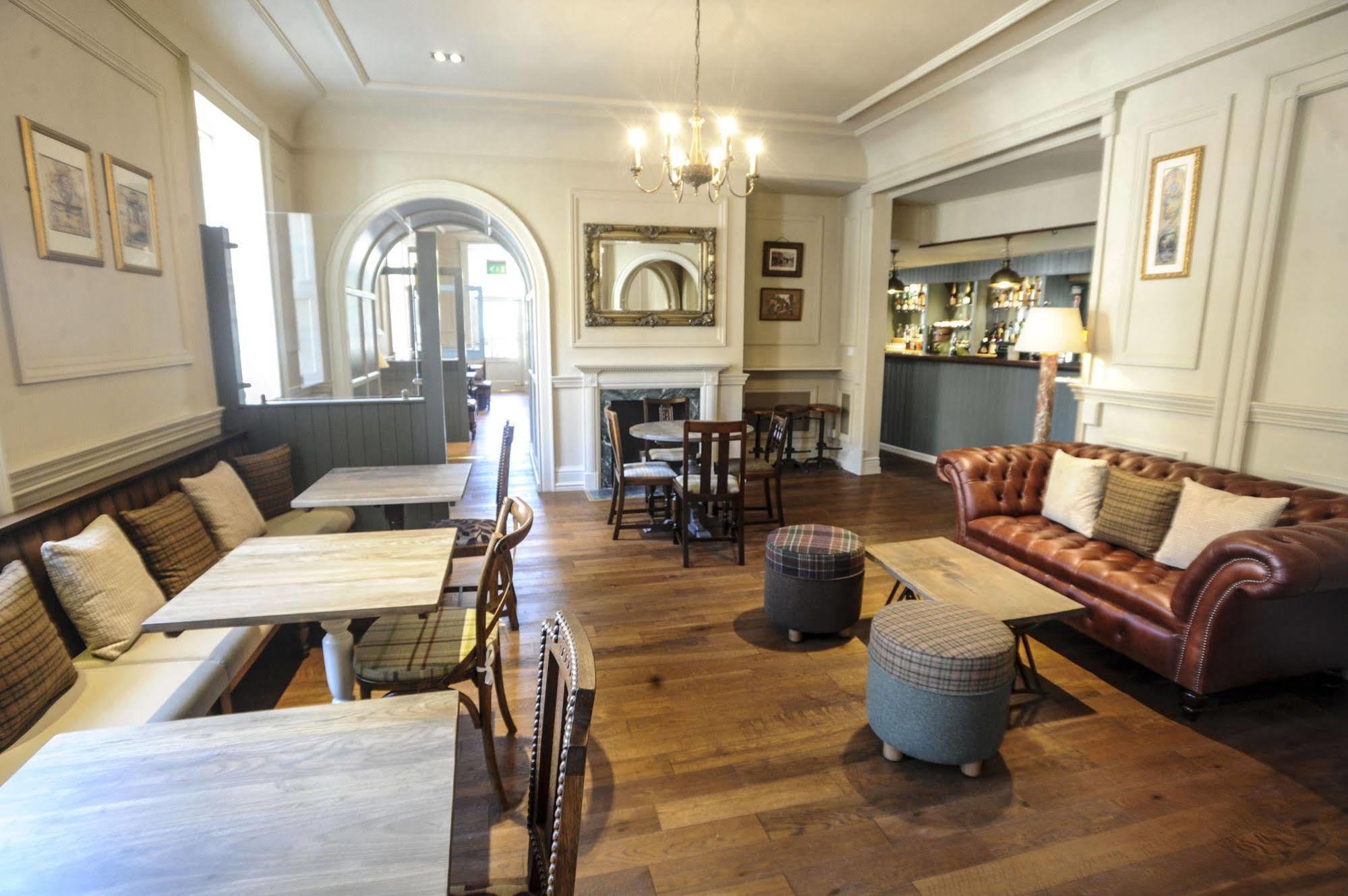 The Rutland Arms Hotel Newmarket  Eksteriør billede